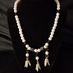 Shooting Star Pearl Necklace